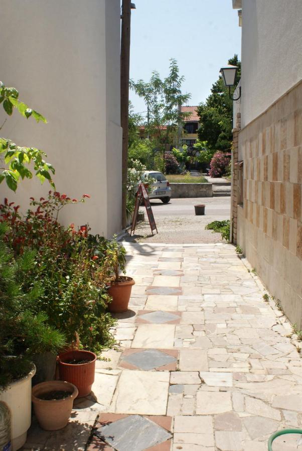Hotel Agni -Enoikiazomena Diamerizmata Kallithea  Dış mekan fotoğraf