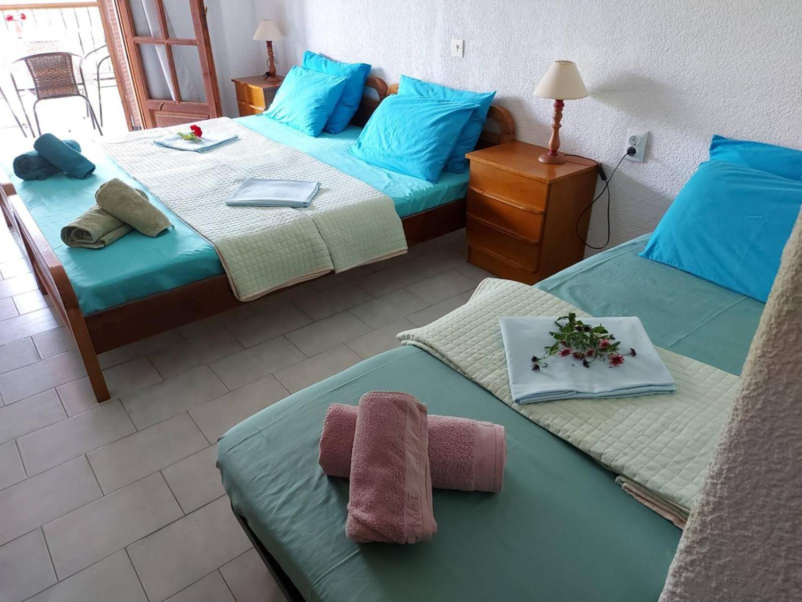 Hotel Agni -Enoikiazomena Diamerizmata Kallithea  Dış mekan fotoğraf