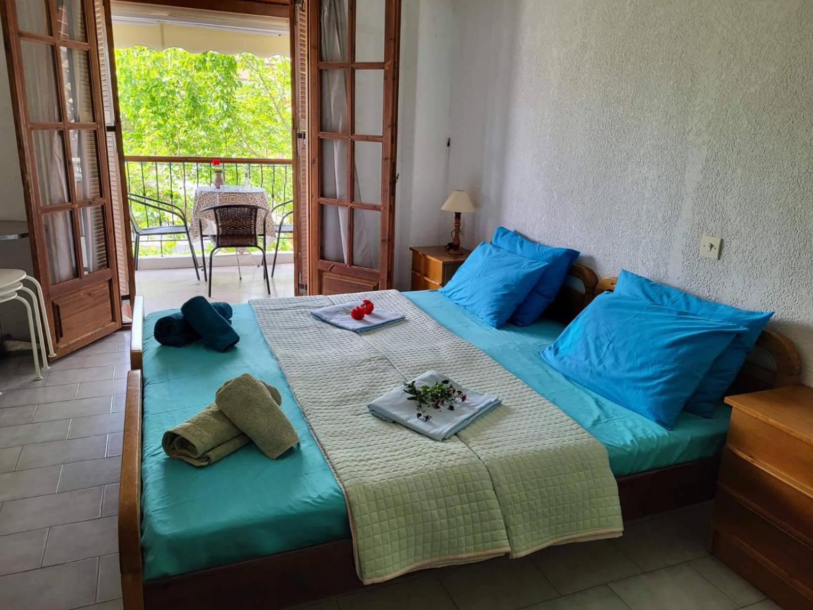 Hotel Agni -Enoikiazomena Diamerizmata Kallithea  Dış mekan fotoğraf