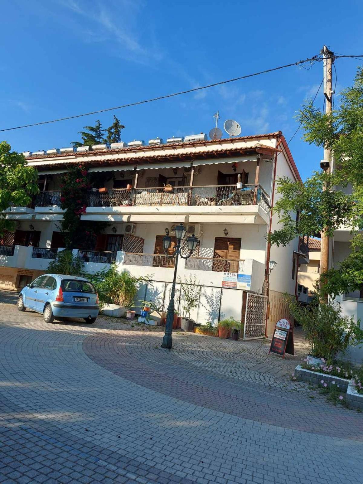 Hotel Agni -Enoikiazomena Diamerizmata Kallithea  Dış mekan fotoğraf
